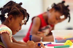 african-american-children-painting1