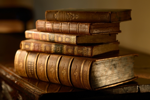 Analysis of a Book&nbsp;Reviewer