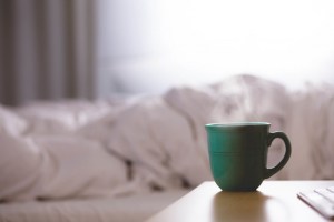 mug-bedroom-unsplash-1024x683
